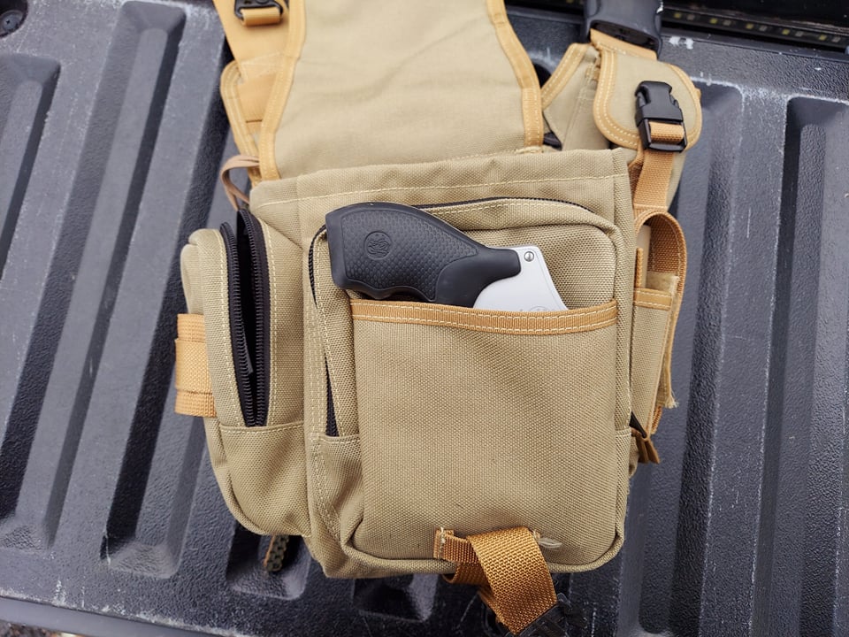 The Ascend Messenger Bag by First Tactical - Gun Carry Reviews